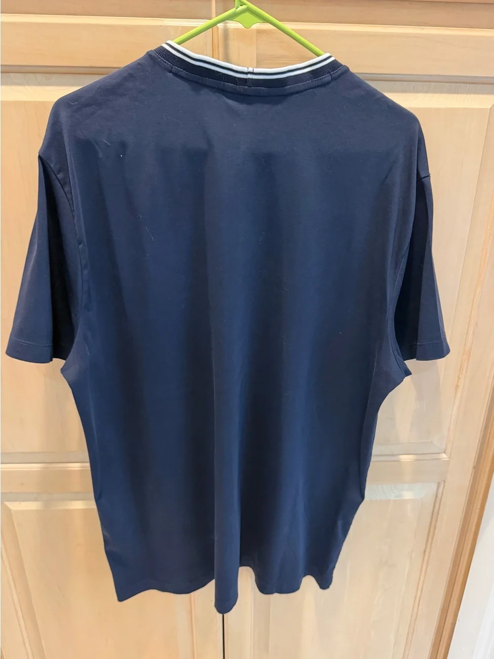 Banana Republic Luxe Touch Navy Tee with White-Trim Ribbed Crew Neck XL